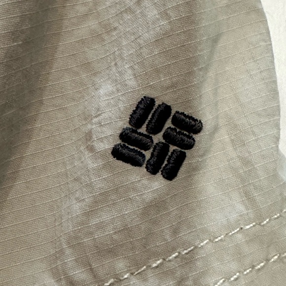 Columbia Khaki Skort Size 12 EUC - Picture 12 of 16